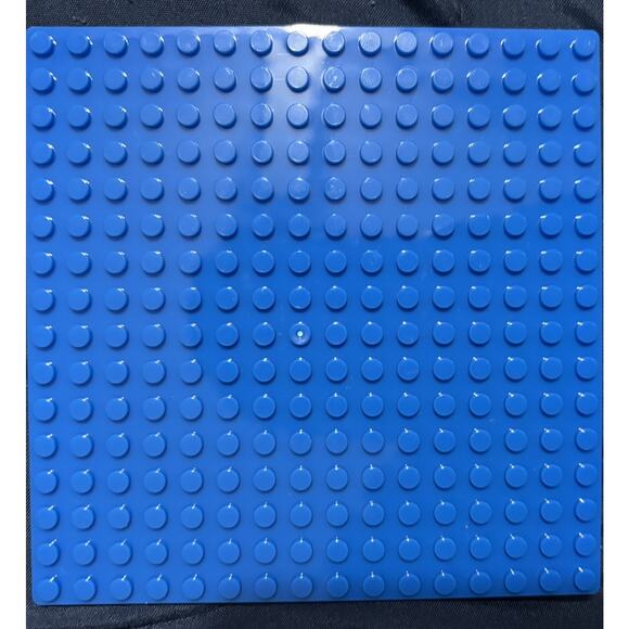 LEGO Red & Blue Storage Box With LEGOS, 2 Small Base and 1 Large Base EUC LOT - Picture 4 of 8